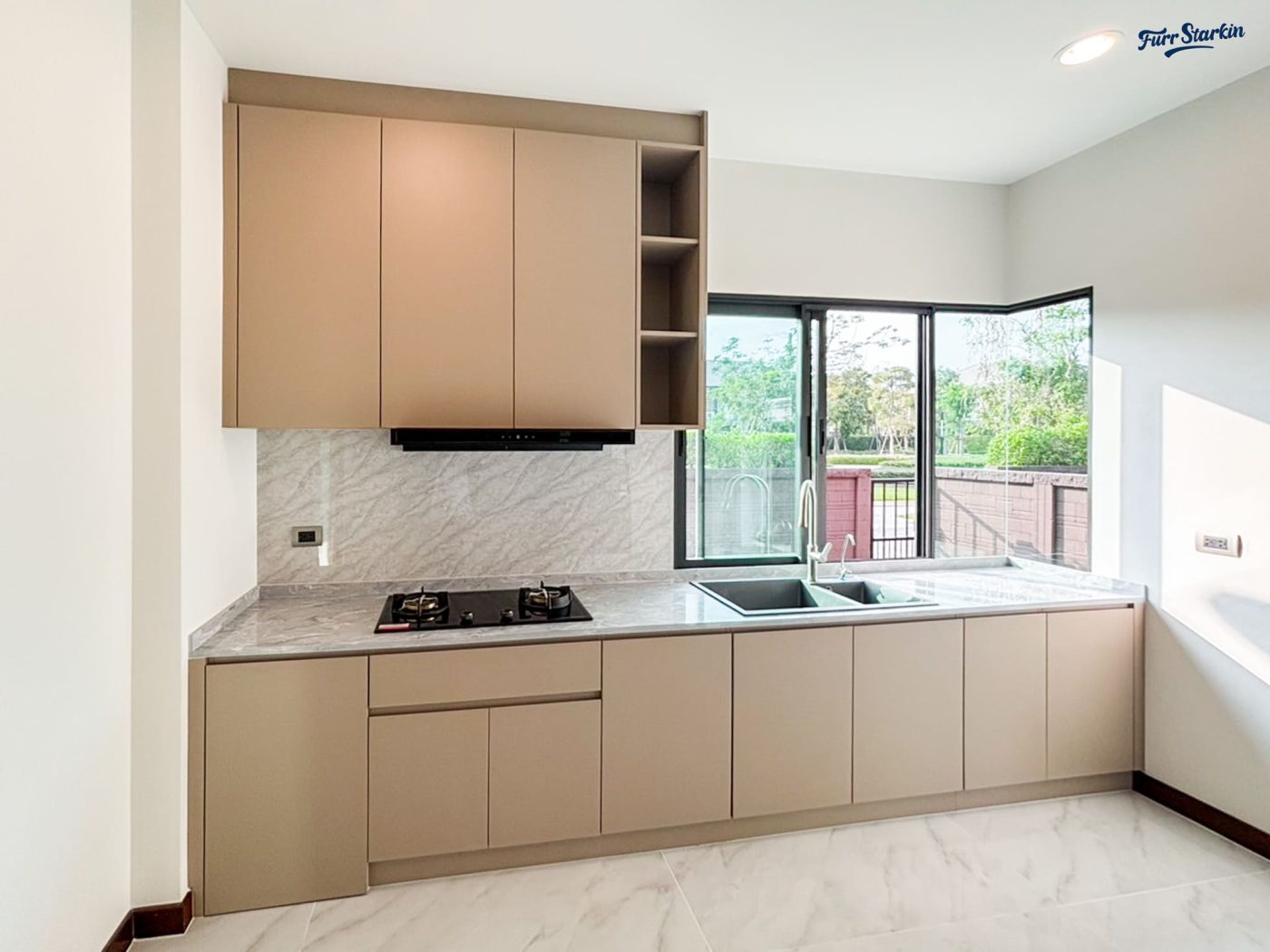 built-in-kitchen-marble-counter